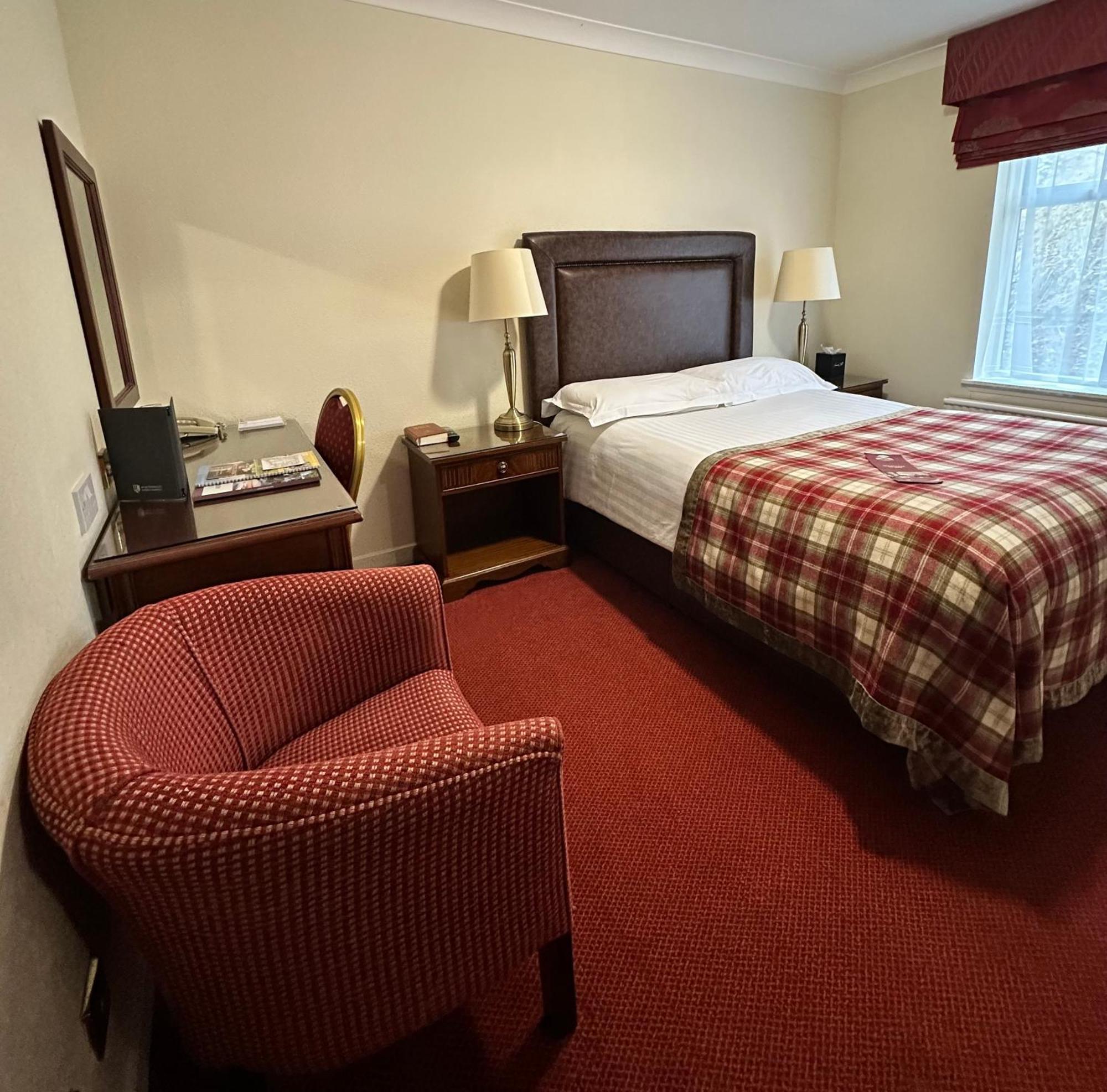Macdonald Norwood Hall Hotel Абердин Номер фото